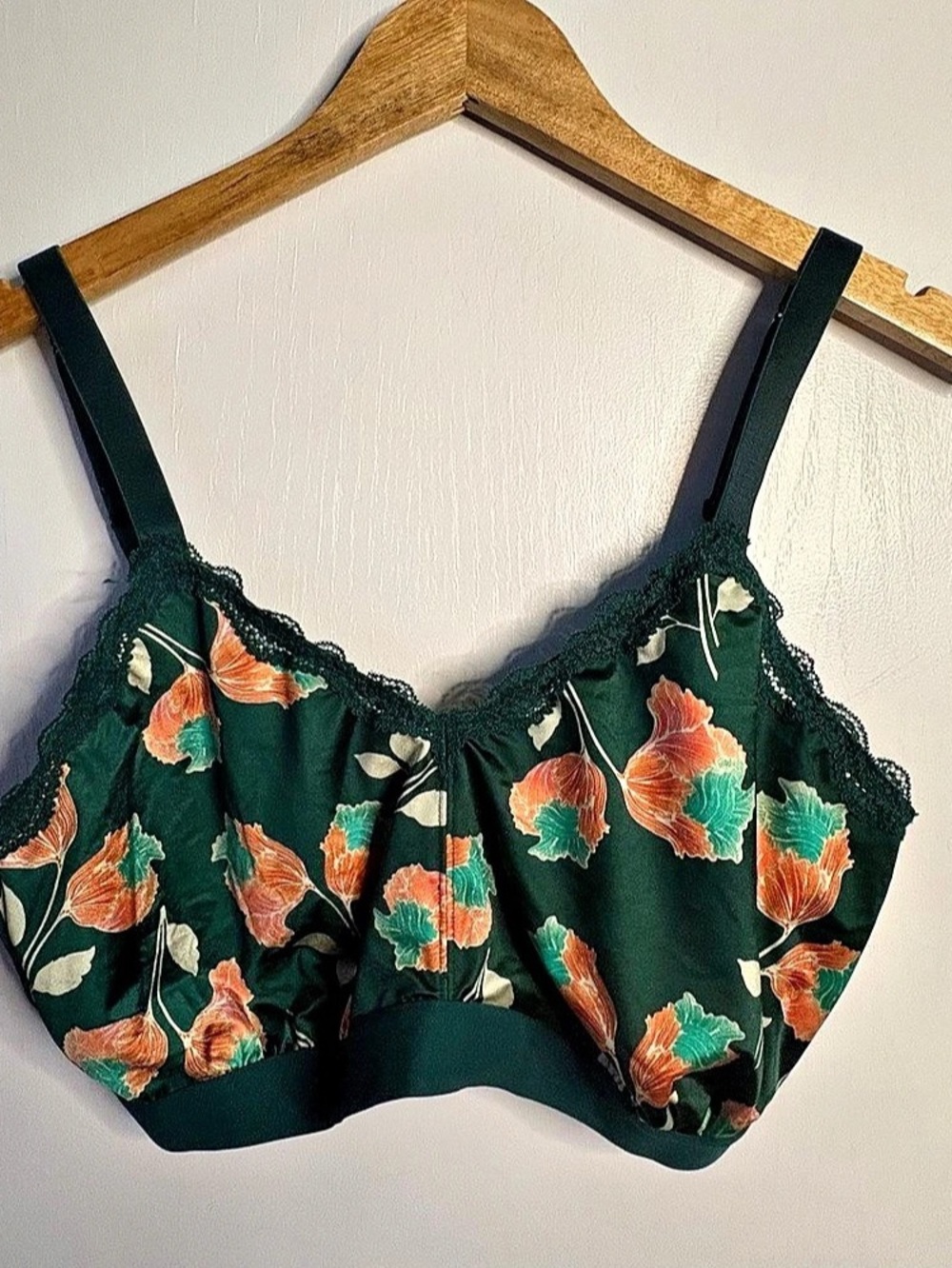 Auden Sz 2X Lightly Lined Triangle Bralette Floral Lace Trim Forest Fairy